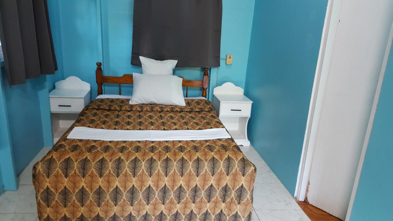 Chez Ophelia Cottage Apartments Розо Экстерьер фото